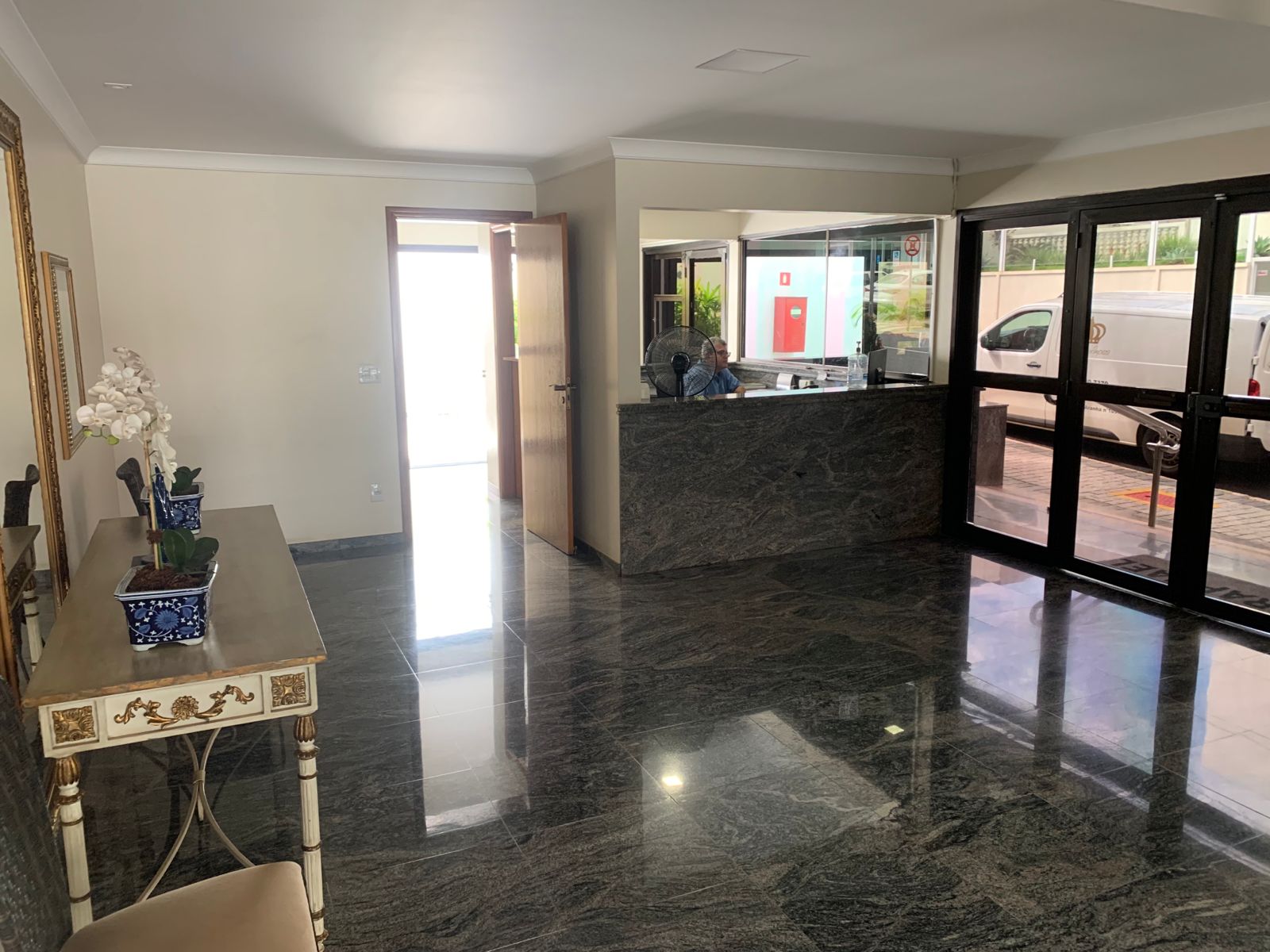 Apartamento com 3 quartos à venda, 216m² — foto 38 de 40