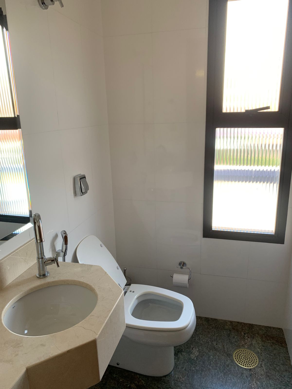 Apartamento com 3 quartos à venda, 216m² — foto 3 de 40