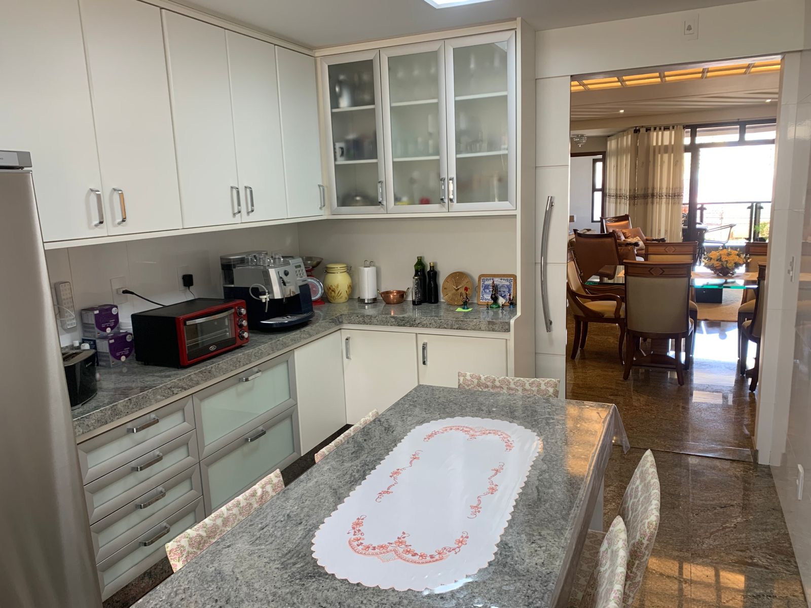 Apartamento com 3 quartos à venda, 216m² — foto 9 de 40