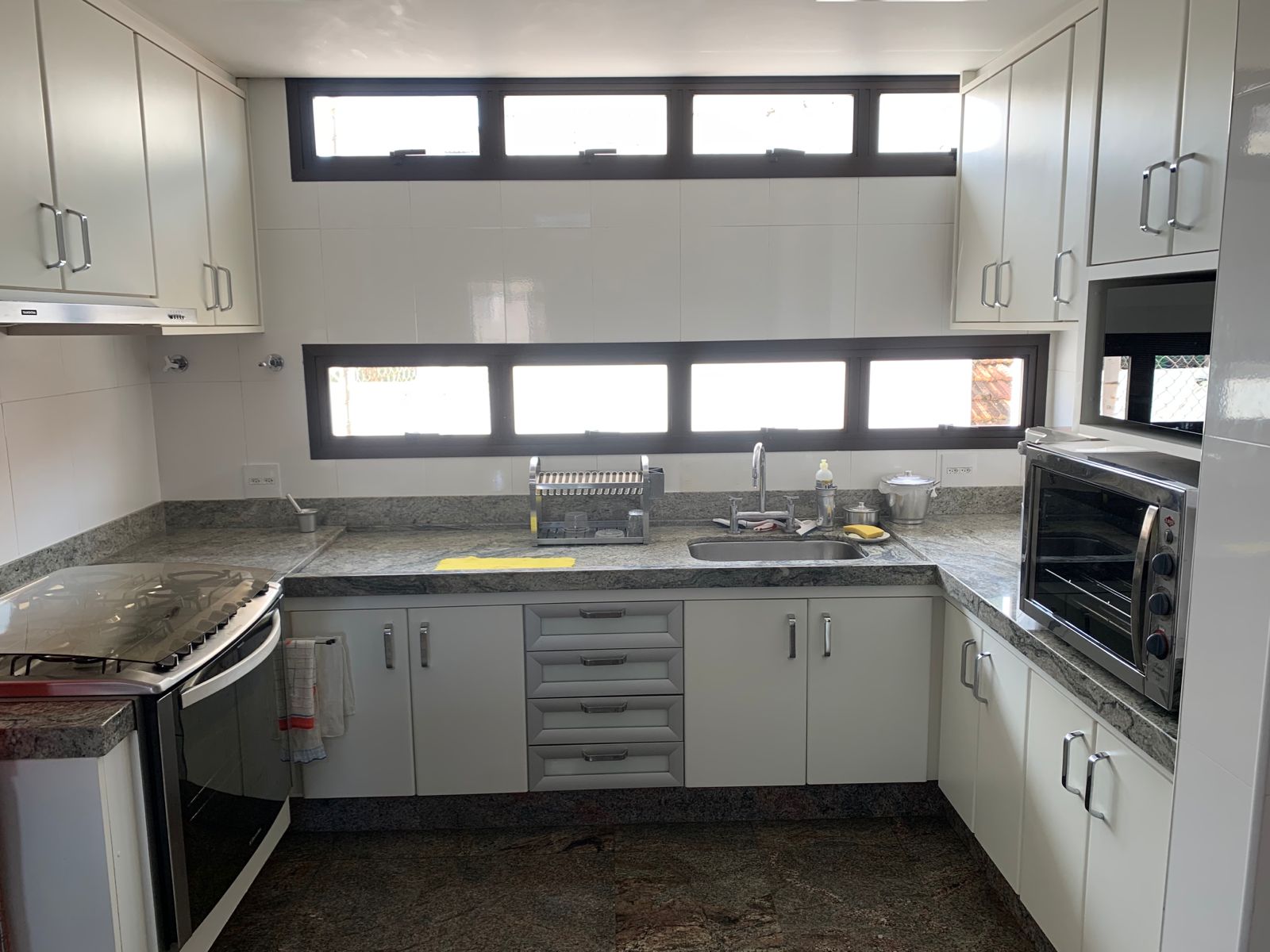 Apartamento com 3 quartos à venda, 216m² — foto 11 de 40