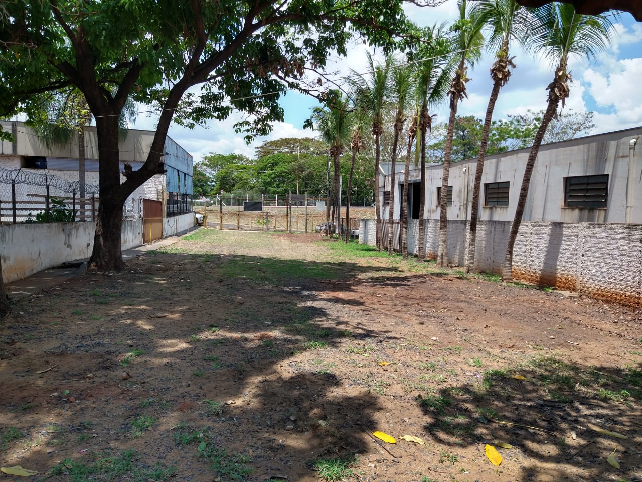 Galpão / Depósito / Armazém  à venda, 660m² — foto 18 de 39