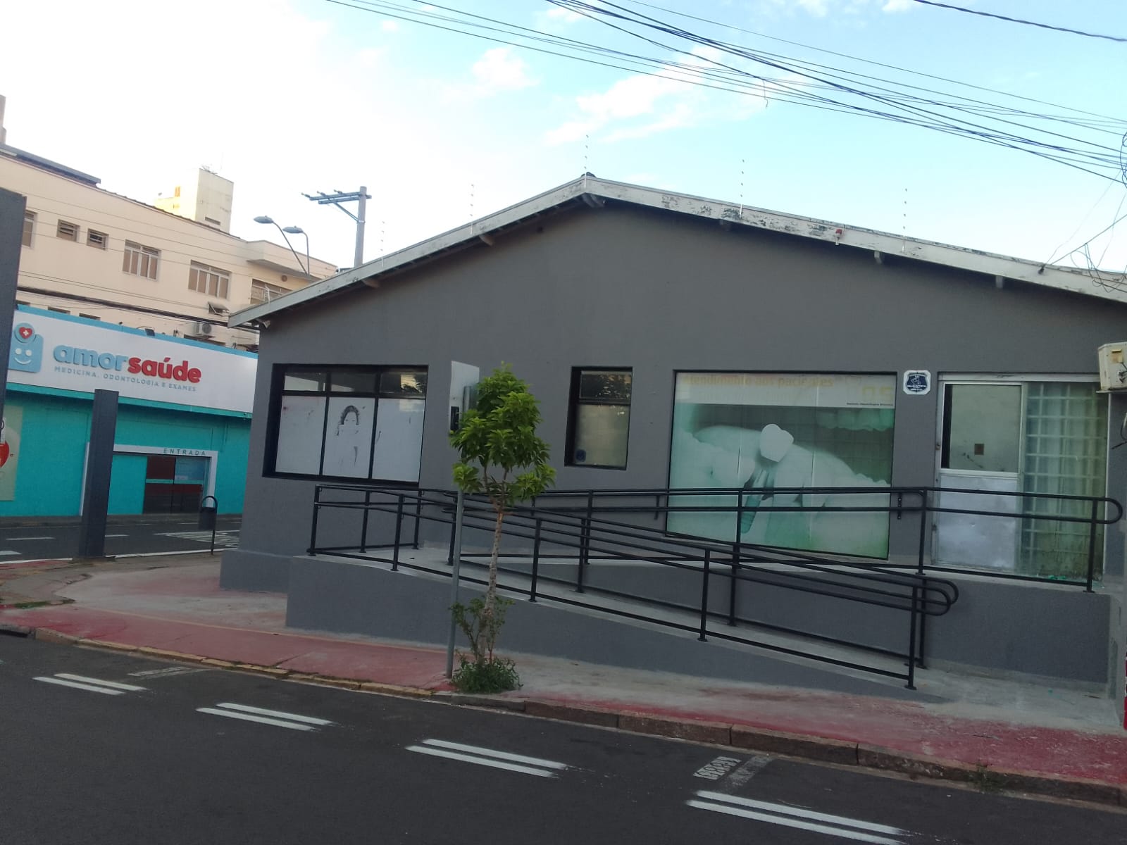 Imóvel Comercial com 2 quartos para aluguel, 100m² — foto 1 de 11