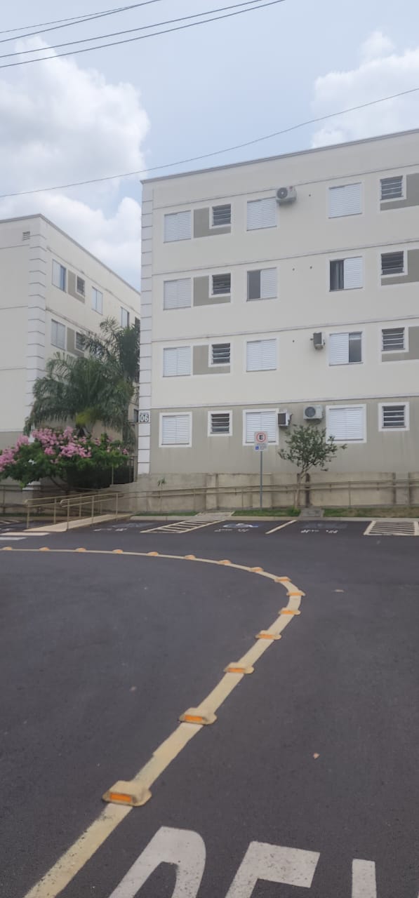 Apartamento com 2 quartos à venda, 57m² — foto 1 de 8