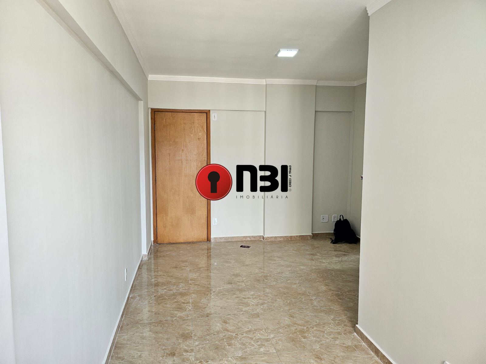 Apartamento com 2 quartos à venda, 70m² — foto 4 de 17