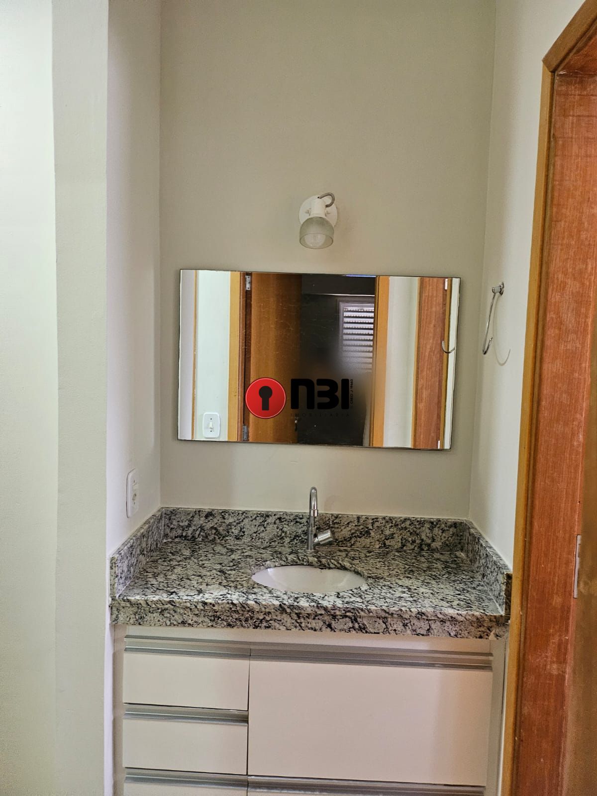 Apartamento com 2 quartos à venda, 70m² — foto 7 de 17