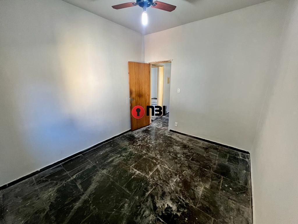 Casa com 2 quartos para aluguel, 300m² — foto 14 de 16