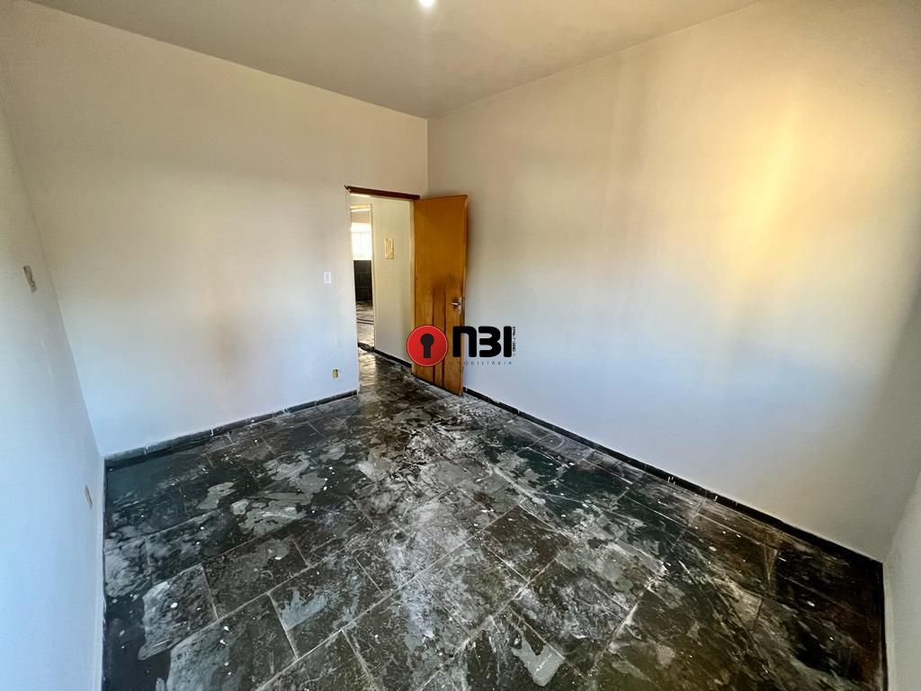 Casa com 2 quartos para aluguel, 300m² — foto 4 de 16