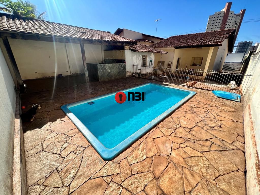 Casa com 2 quartos para aluguel, 300m² — foto 6 de 16