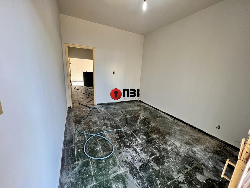 Casa com 2 quartos para aluguel, 300m² — foto 9 de 16