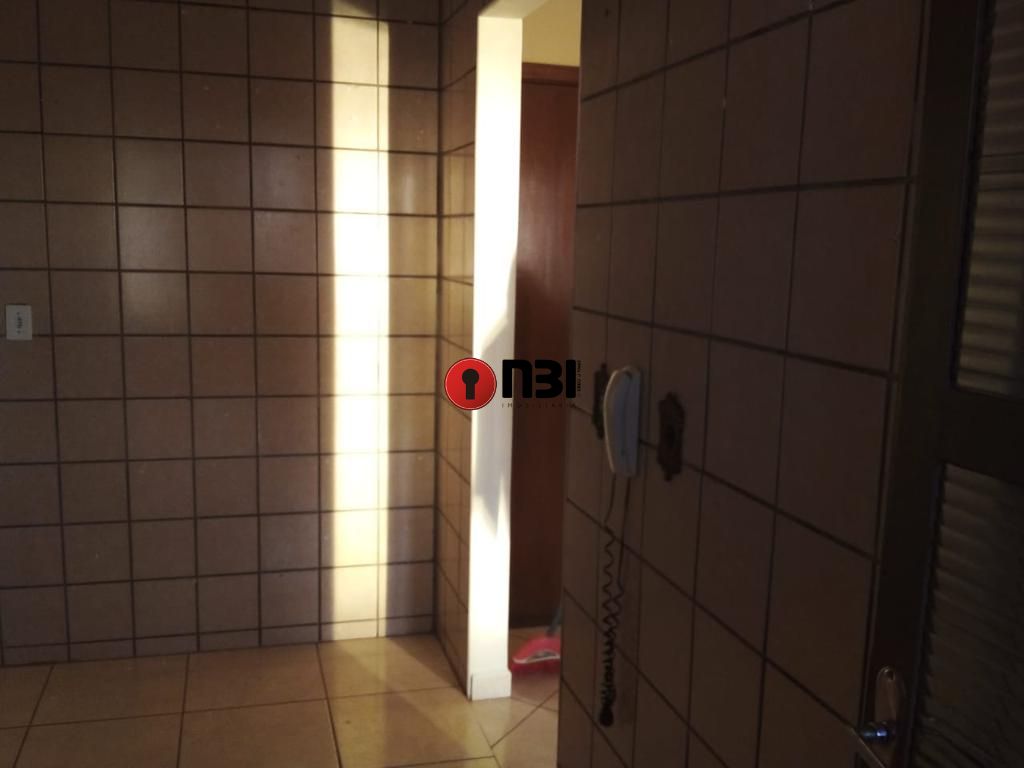 Apartamento com 2 quartos à venda, 80m² — foto 13 de 23