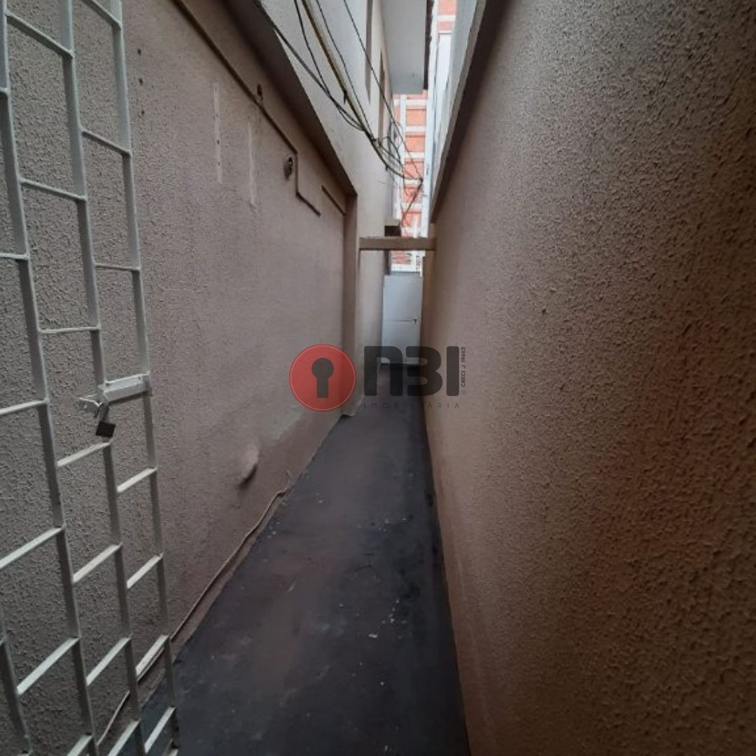 Galpão / Depósito / Armazém  à venda, 224m² — foto 9 de 18