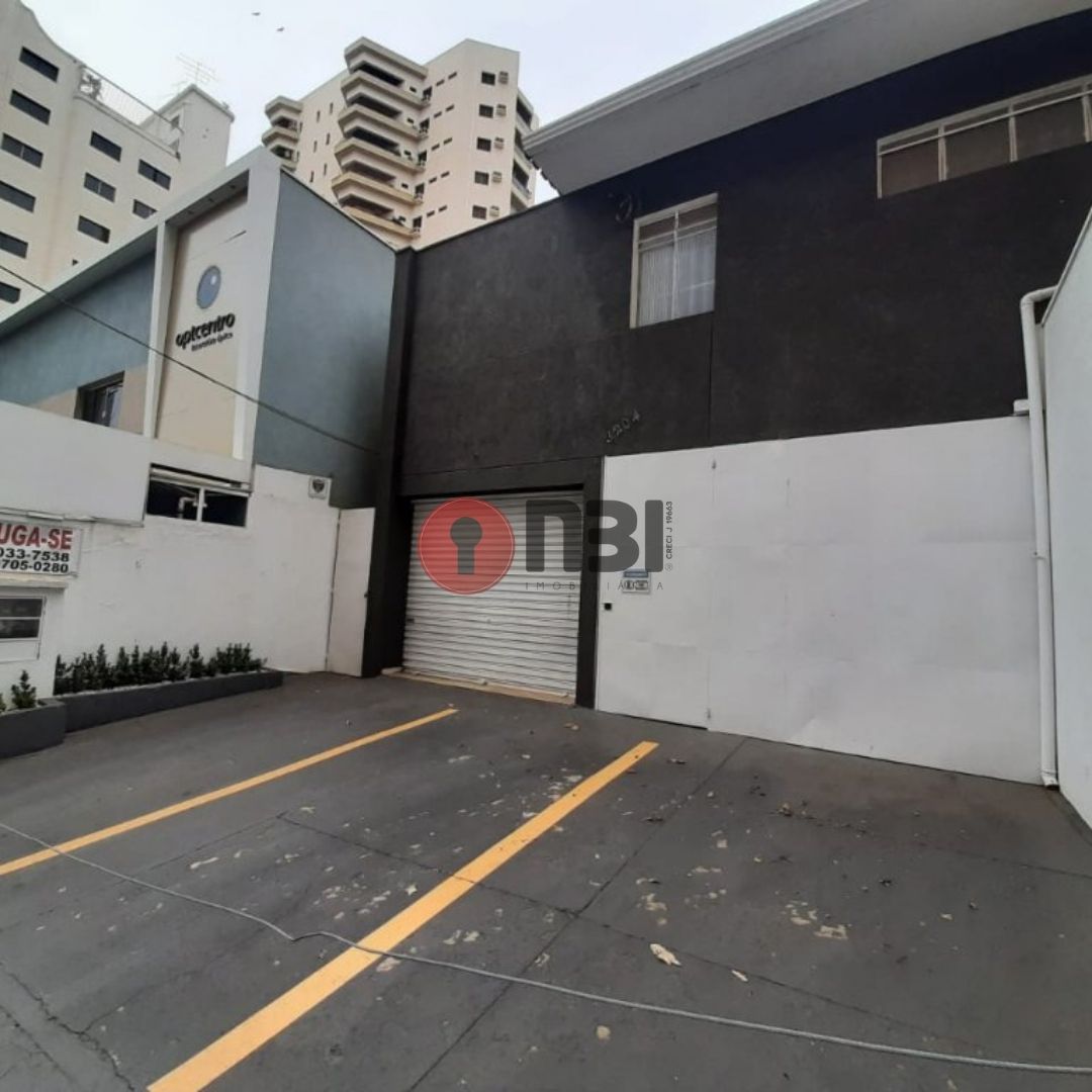 Galpão / Depósito / Armazém  à venda, 224m² — foto 1 de 18