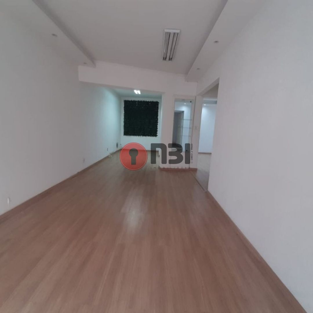 Galpão / Depósito / Armazém  à venda, 224m² — foto 11 de 18