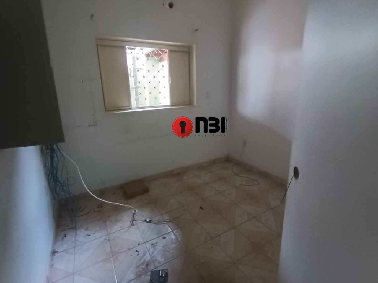 Imóvel Comercial com 5 quartos para aluguel, 250m² — foto 3 de 16