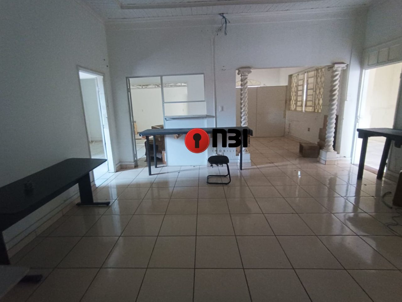 Imóvel Comercial com 5 quartos para aluguel, 250m² — foto 4 de 16