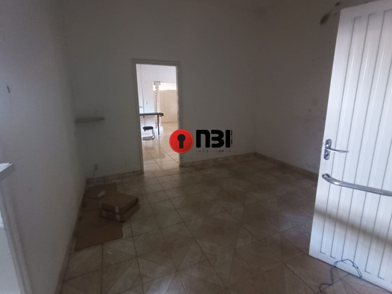 Imóvel Comercial com 5 quartos para aluguel, 250m² — foto 5 de 16