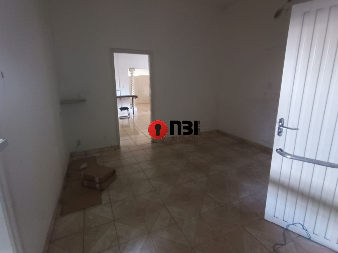 Imóvel Comercial com 5 quartos para aluguel, 250m² — foto 6 de 16