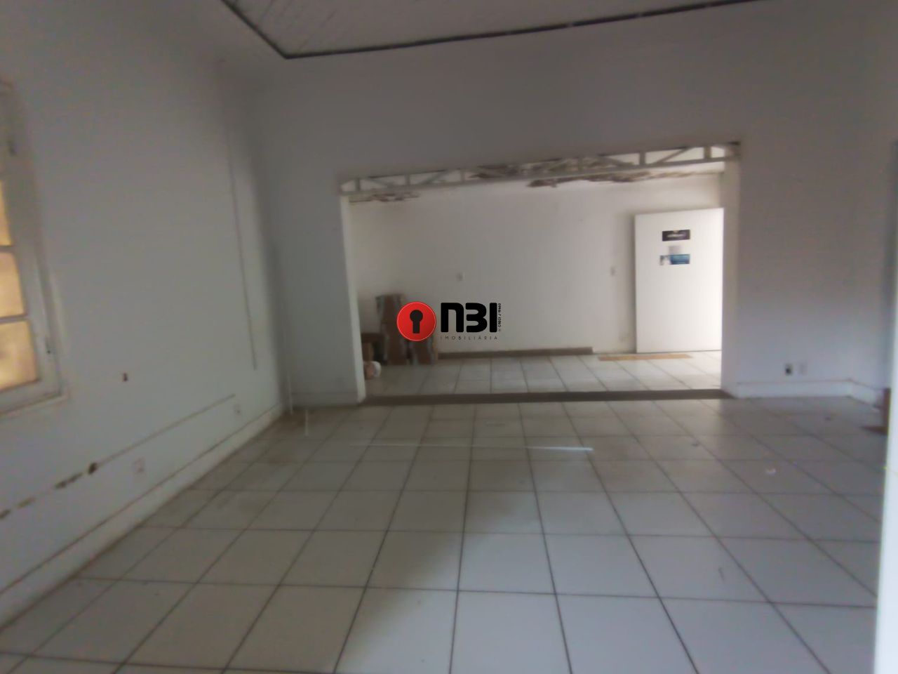 Imóvel Comercial com 5 quartos para aluguel, 250m² — foto 9 de 16