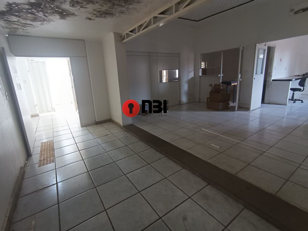 Imóvel Comercial com 5 quartos para aluguel, 250m² — foto 10 de 16
