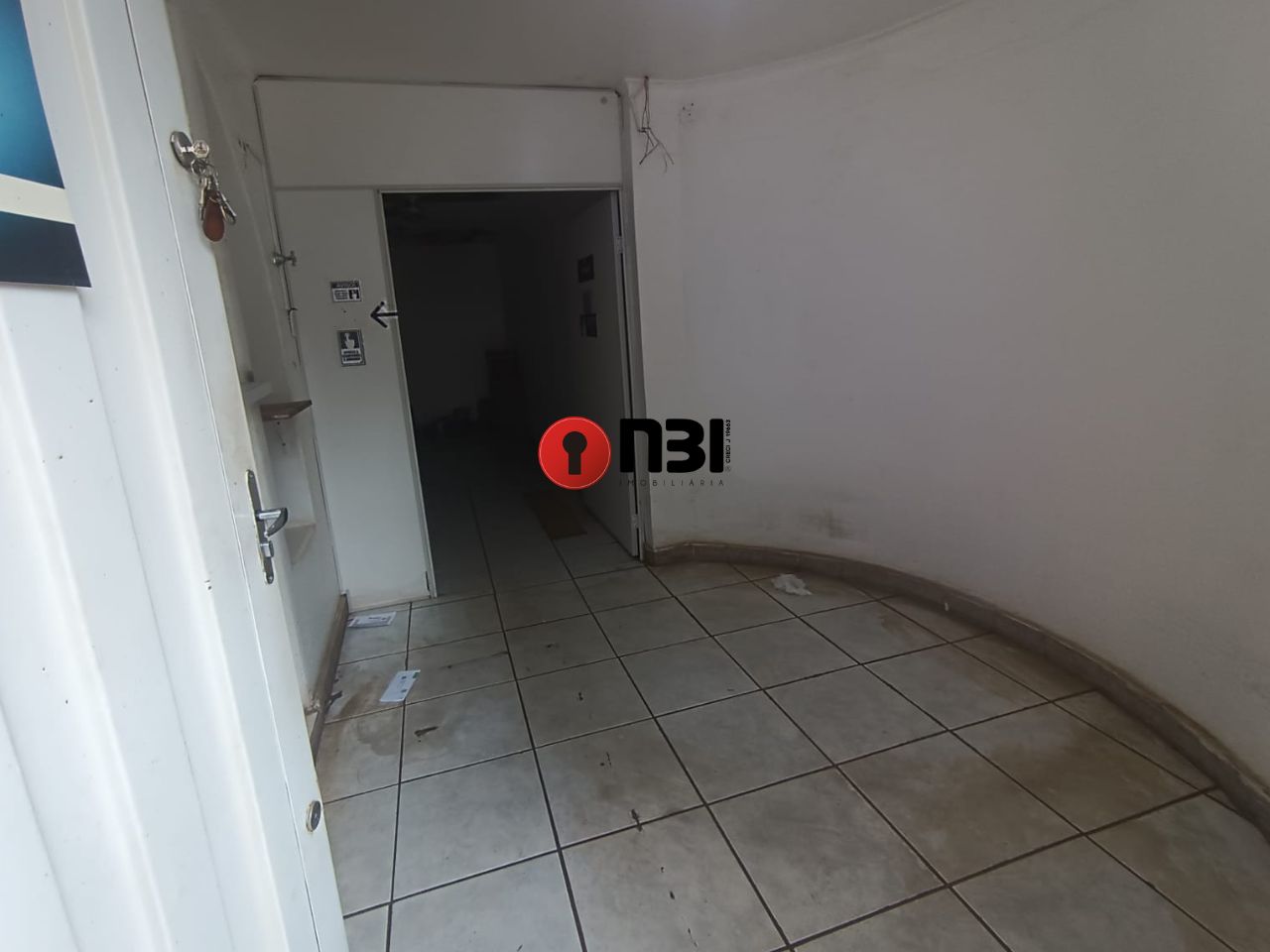 Imóvel Comercial com 5 quartos para aluguel, 250m² — foto 14 de 16