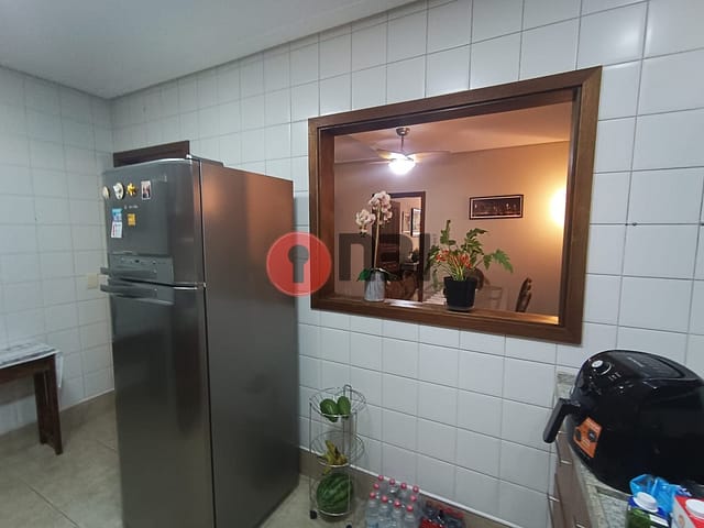 Casa com 3 quartos à venda, 250m² — foto 13 de 23