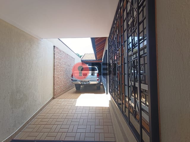 Casa com 3 quartos à venda, 250m² — foto 20 de 23