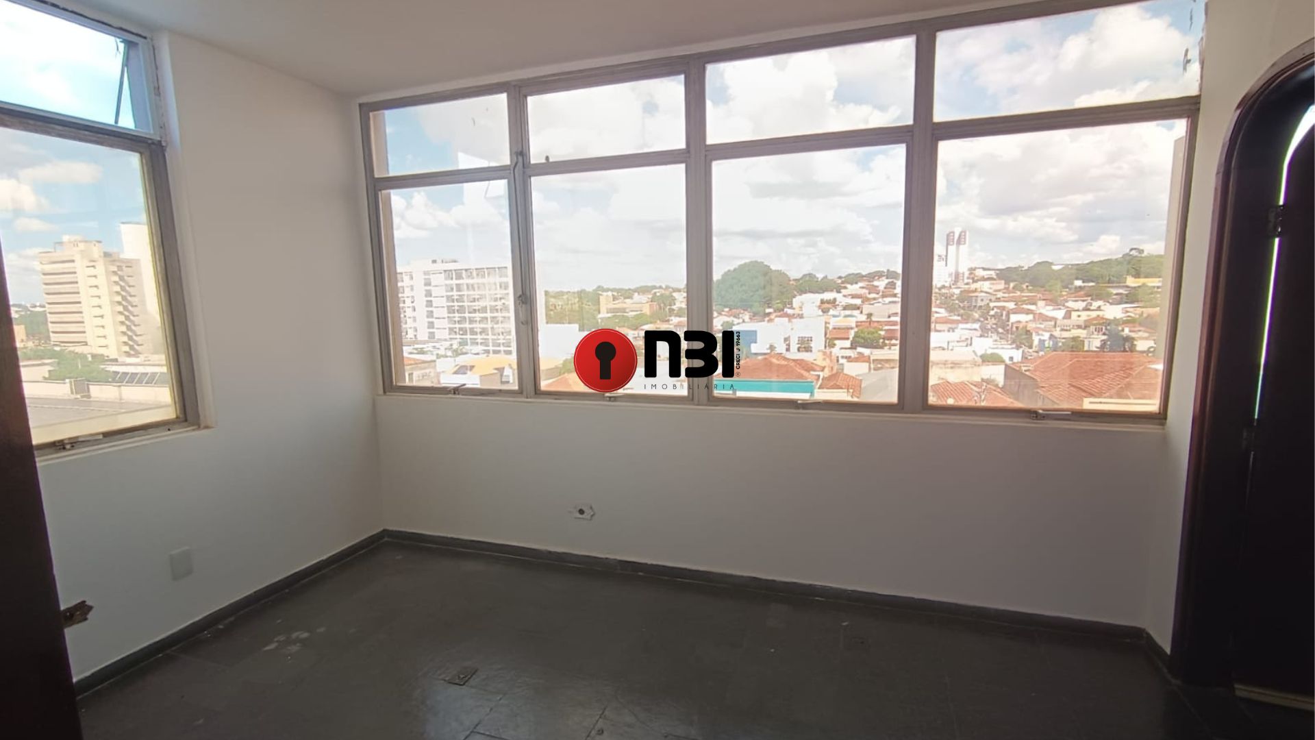 Conjunto Comercial / Sala com 3 quartos à venda, 40m² — foto 3 de 9