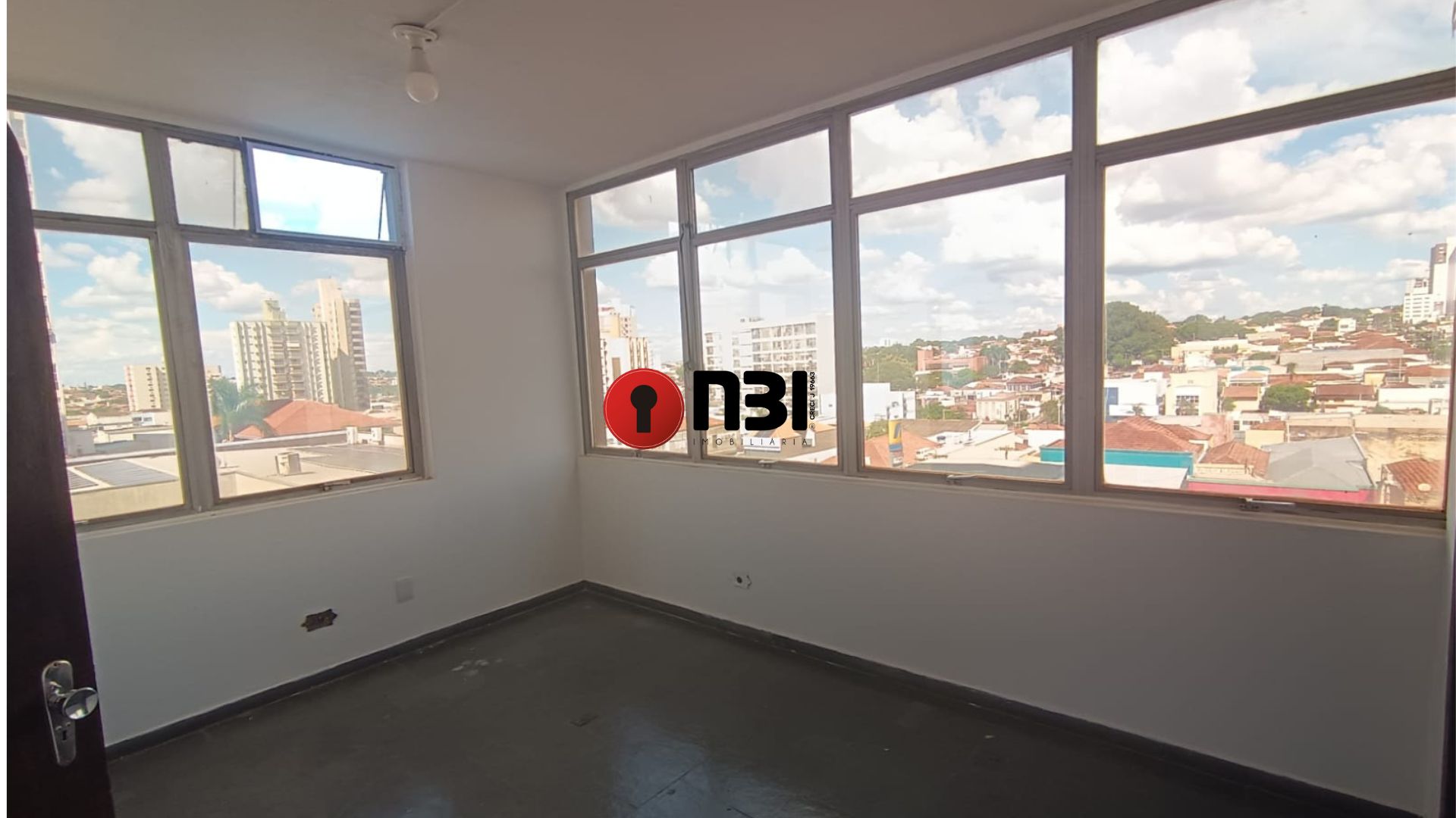 Conjunto Comercial / Sala com 3 quartos à venda, 40m² — foto 7 de 9