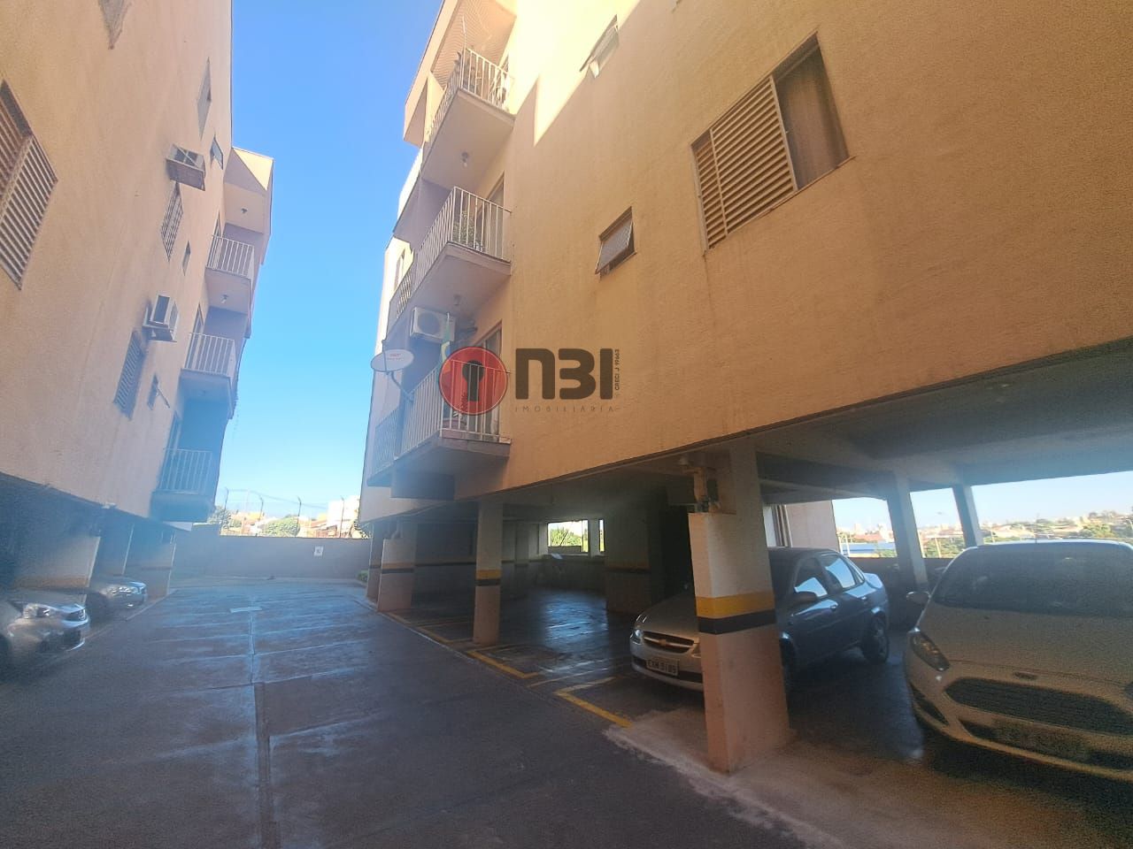 Apartamento com 2 quartos à venda, 60m² — foto 1 de 11
