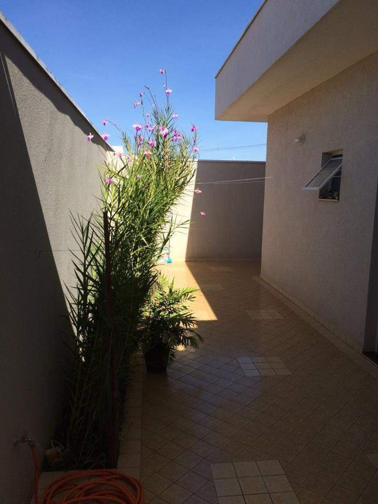 Casa de Condomínio com 3 quartos à venda, 250m² — foto 15 de 27