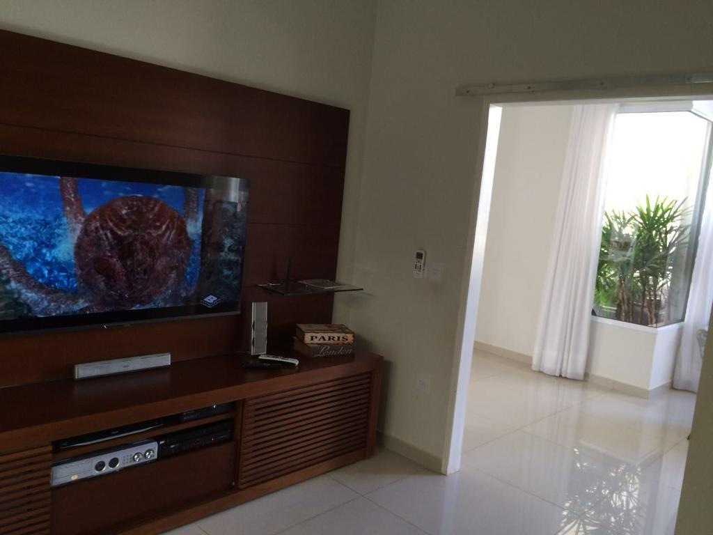 Casa de Condomínio com 3 quartos à venda, 250m² — foto 18 de 27