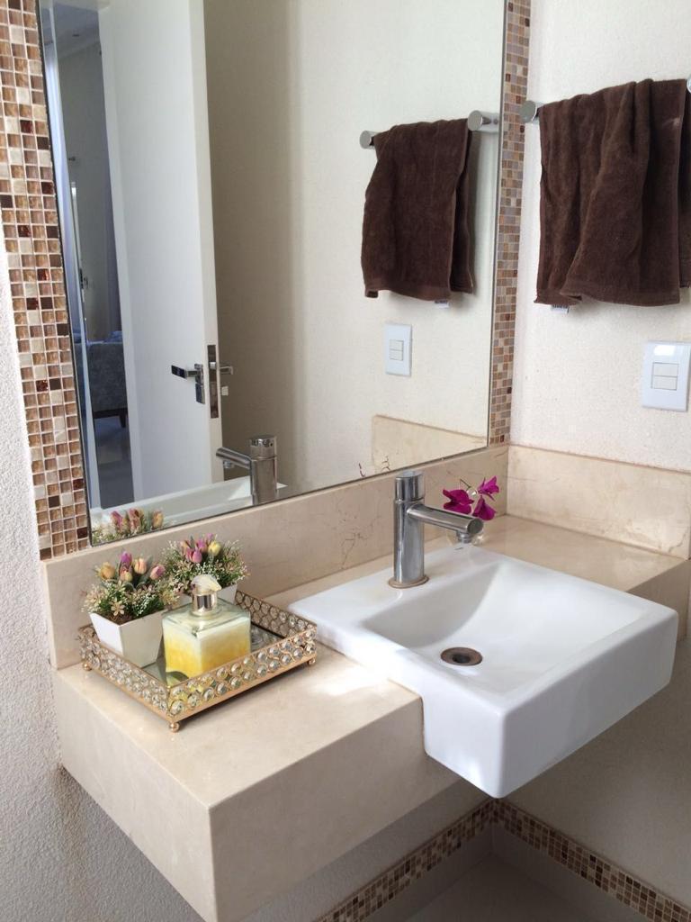Casa de Condomínio com 3 quartos à venda, 250m² — foto 25 de 27