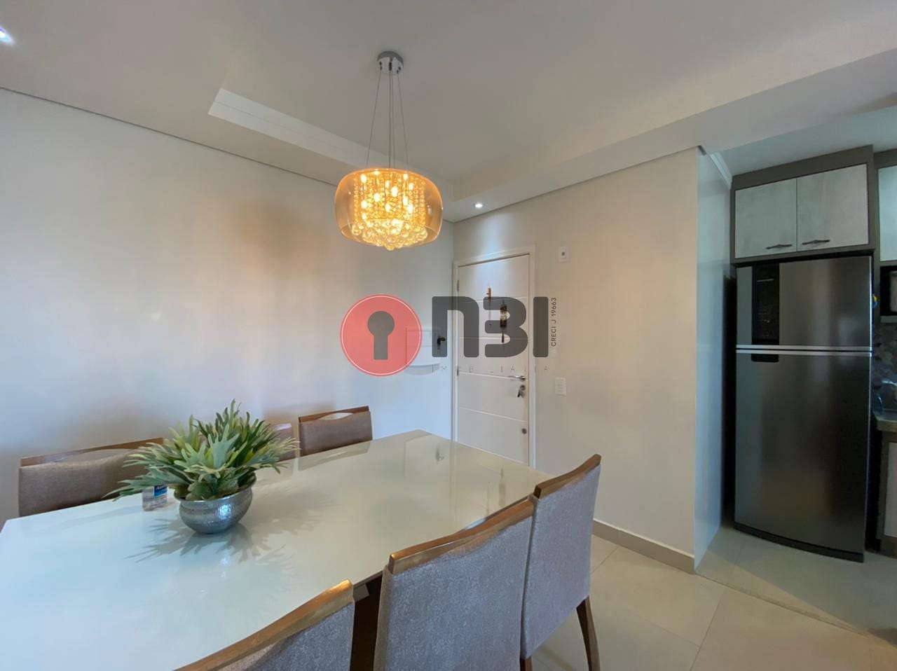 Apartamento com 2 quartos à venda, 74m² — foto 2 de 13